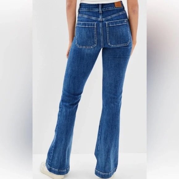 SOLD NWT American Eagle Next Level Super High-Waisted Flare Jean  Sz 6R - Picture 5 of 14